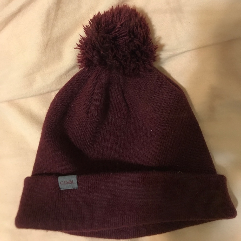 Maroon hat